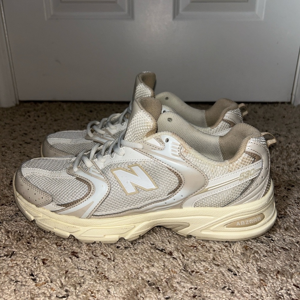 New Balance 530 Beige Angora